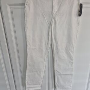 NWT Tommy Hilfiger White Cotton Stretch Slim Chino Size 6